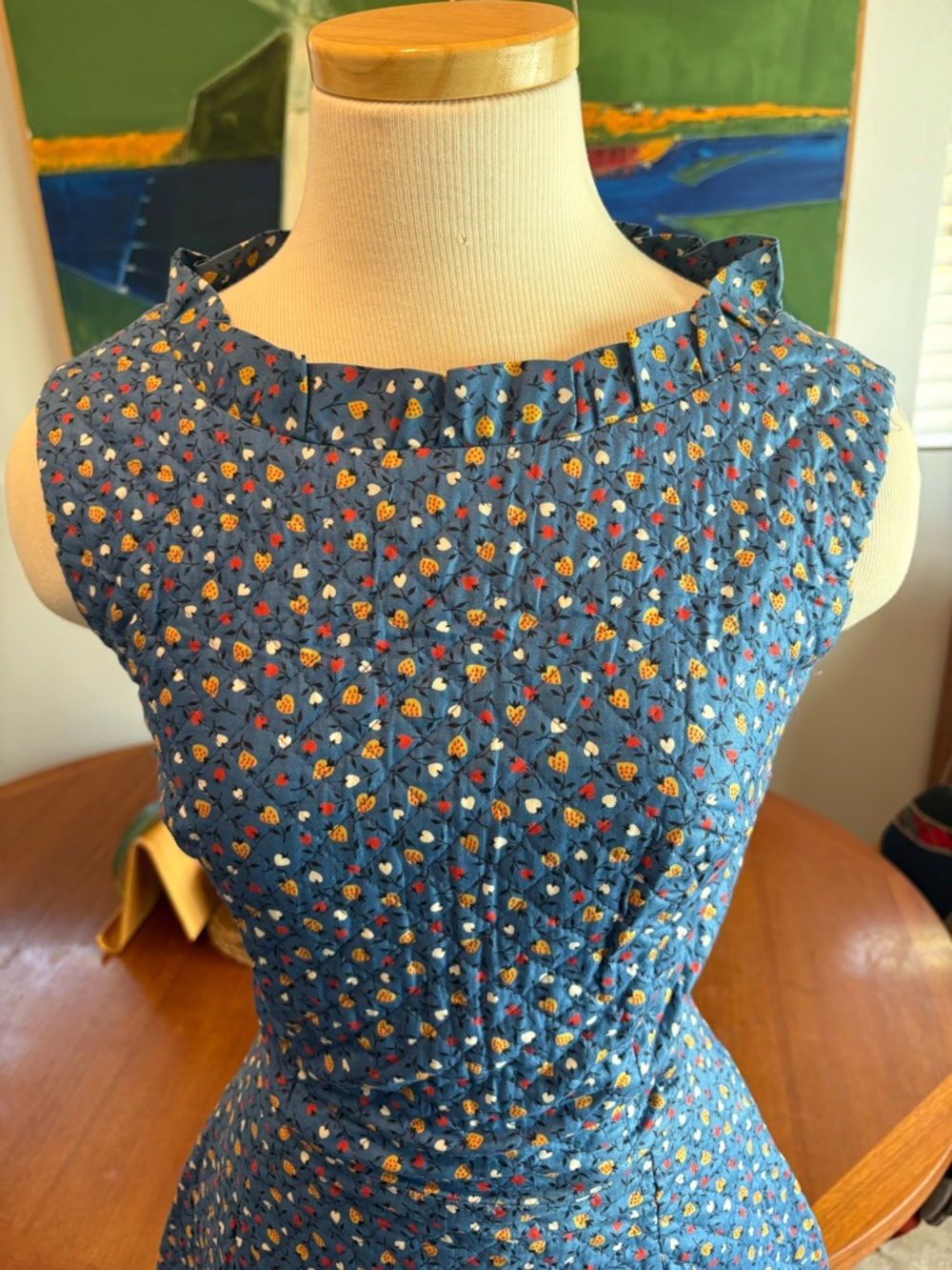 Vintage 50s Blue Floral Quilted Fit-and-Flare Dress with Strawberries and Hearts - Picture 4 of 11